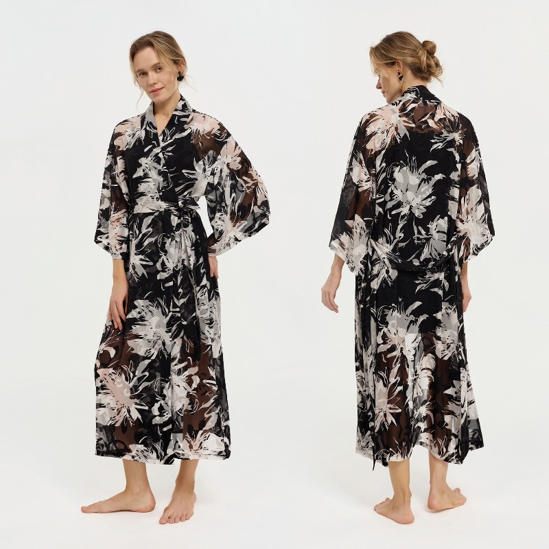 Kimono Sheer Floral - Roupão feminino preto e branco com